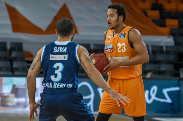 稳固的防守 稳固的防守